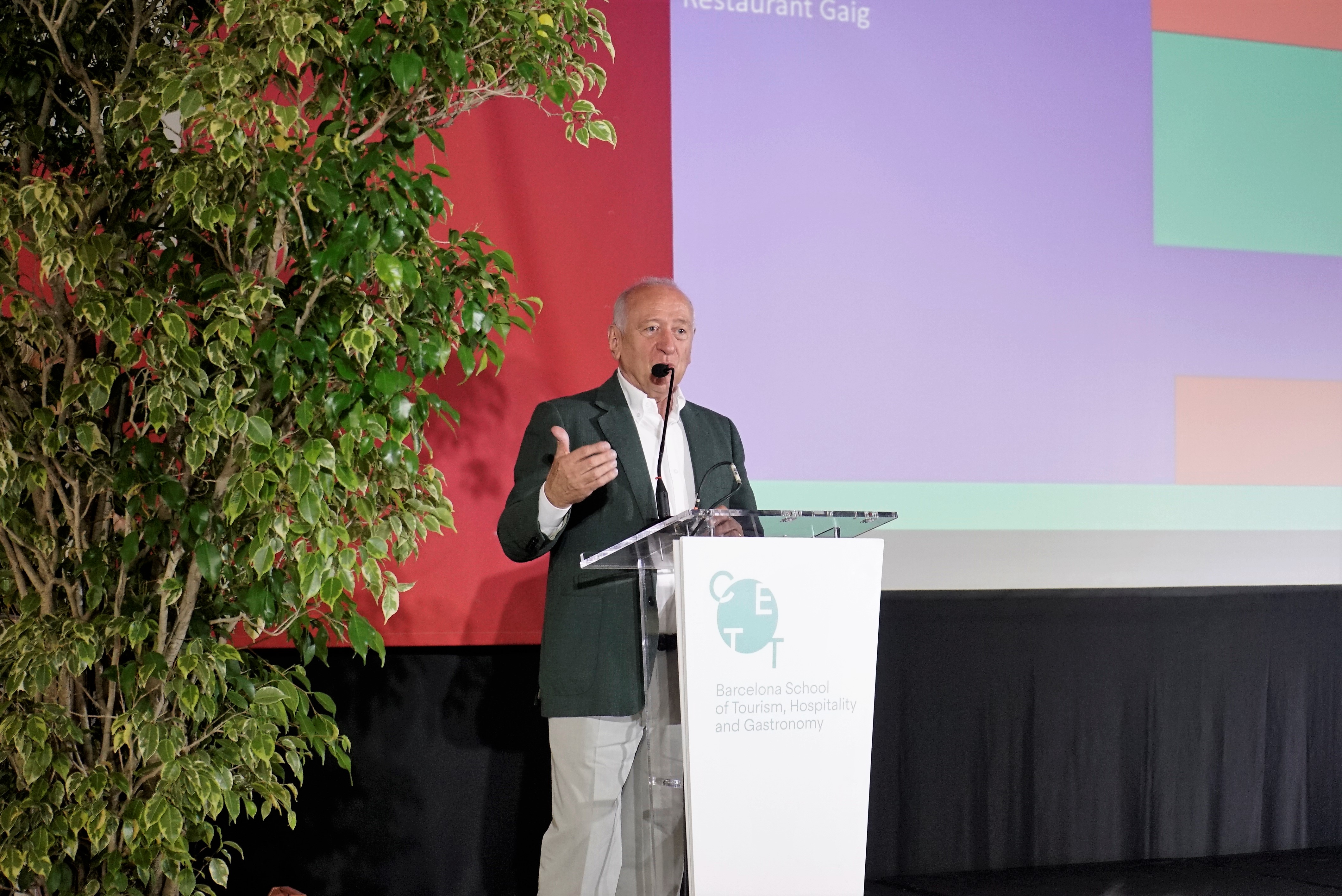 Photography from: La Trobada Gastronòmica profundiza en el conocimiento holístico del sector | CETT